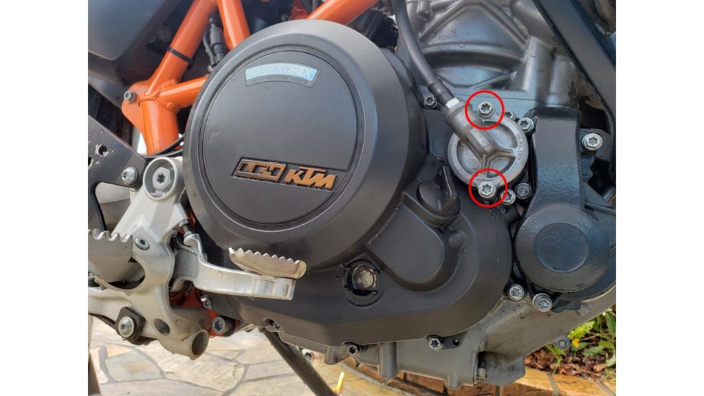 Ktm 690 Smcr エンジンオイル交換 その1 ヒロリンの部屋